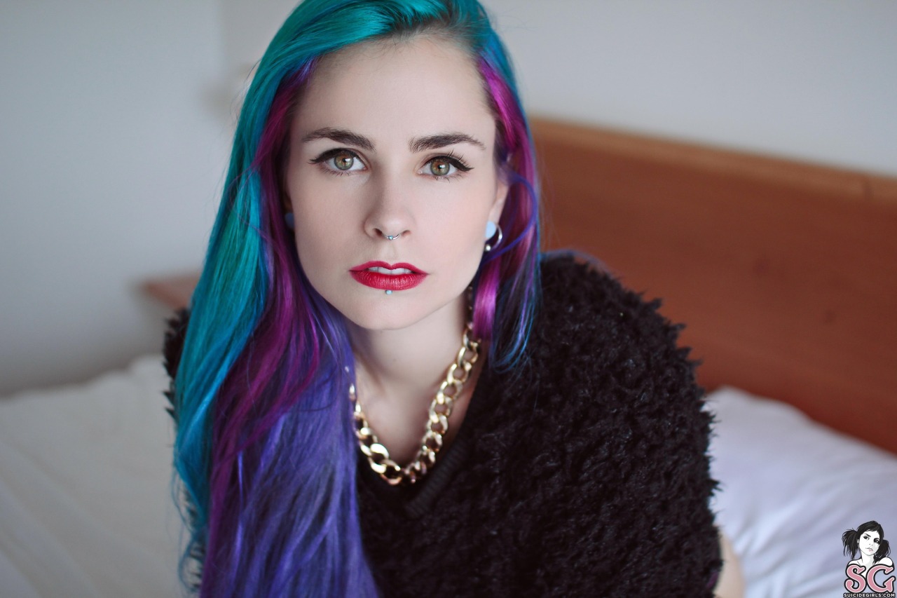 thebestsuicidegirls:  Paloma - She Said She Said