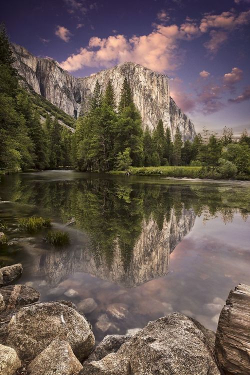 crescentmoon06:  El Capitan by Ivan Nicolau 