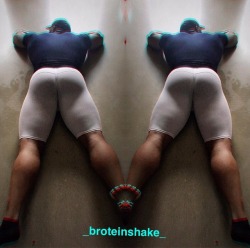 brotein–shake:  Did someone say leg day?