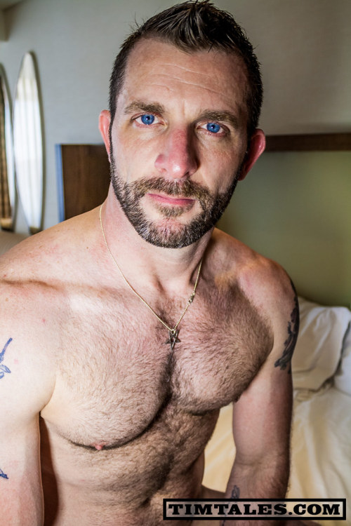 justjimbo: Hands down my fave porn star, his penetrating blue eyes, rugged manly body and other “tal