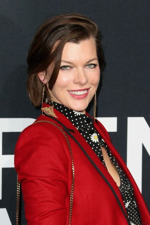 hottestcelebrities:  Milla Jovovich