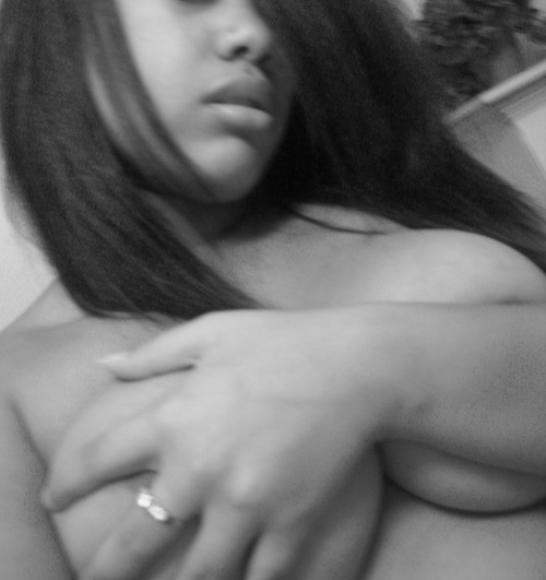 gikochikunthebastardsonofurkel:  astoldbyclitliquor:  My ex….smh damn I dont kno how i fucked that up !!!!  lost the T&A…..
