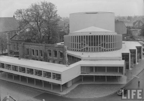 Cologne(Michael Rougier. 1957)