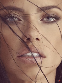 thesuperangels:  Adriana Lima in “Adriana