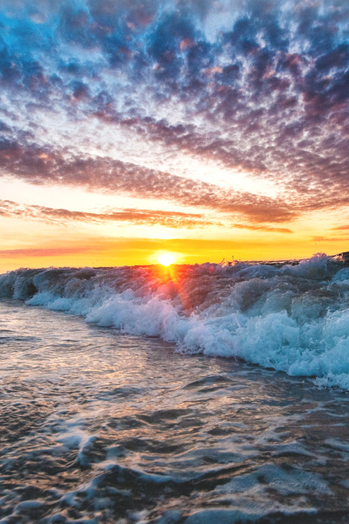 wavemotions:  Cotton Candy Sunrise Clouds 