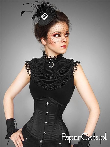 victorian-goth-models:  For more photos, visit our blog (click) 
