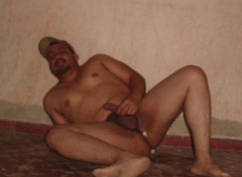 ososinaloense:  abelbear:  ESTE AMIGO SI QUE ESTA RICO  JESUS OSCAR MALDONADO   Que rico este vato!