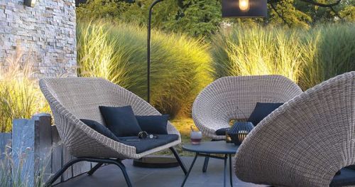 #BagoesTeakFurniture LOA is an outdoor furniture set which has been designed to offer an alternative
