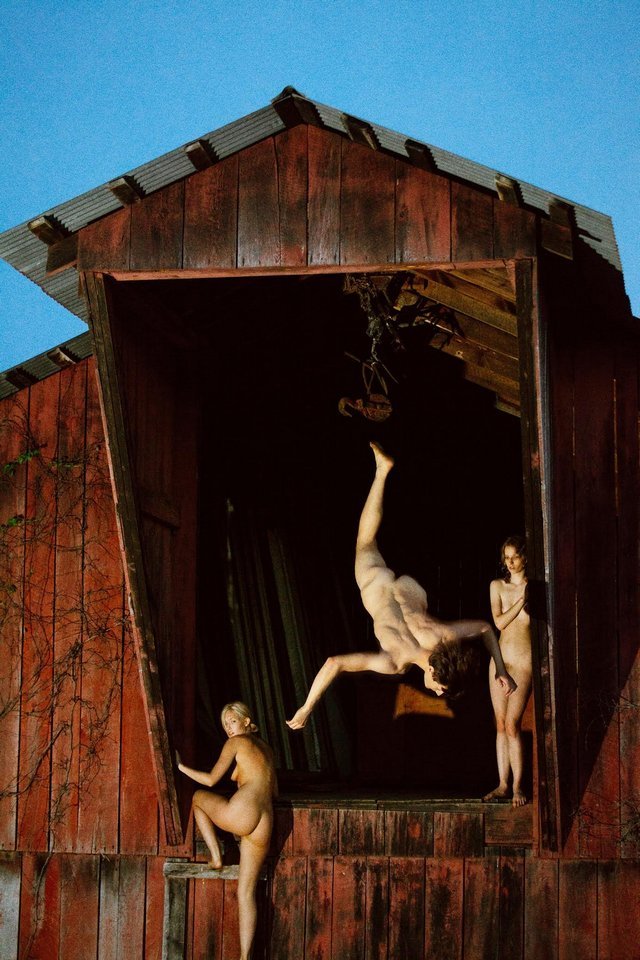 steroge:  Ryan McGinley, Barn Flip (Red), 2013  My best summer photograph 