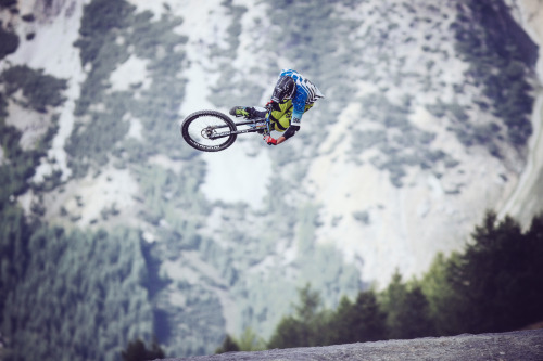 woprd:  ANDI x WITTMANN