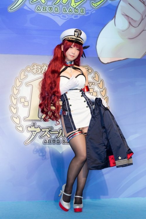 book-cat:  ココ@TGSさんのツイート: “20180917 Azurlane 1st Anniversary ホノルル:伊織もえさん(@moe_five ) #アズレン一周年… ”