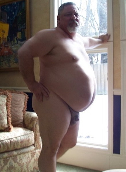 megabaerchen:  baloo3333:  Big belly and cute cock  OMG Hammer 🐻!!!! 😜👍🏻😊👅😝💋💦💦 