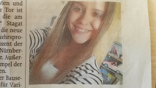 artdolf-hipster:  zwanzignullvier:imagine—toi:  Liebe Follower, bitte nehmt euch kurz Zeit!  Die 16-Jährige Anna-Lena Renner aus Neumarkt in der Oberpfalz (ca. 50km von Nürnberg entfernt) wird seit Samstag, den 21.02.2015 vermisst. Sie ließ sich