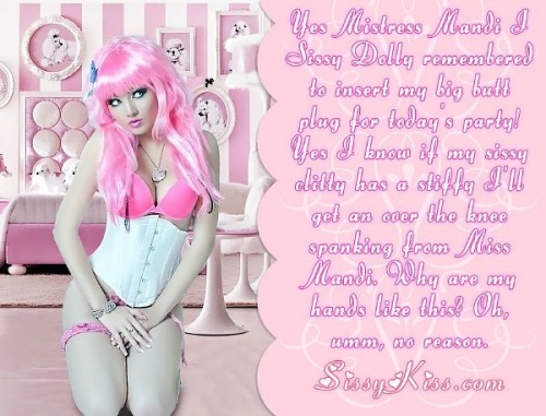 sarinablakeme:  cazimo:  anzaleth:*Giggle* What an adorable selection of sissy bois! They know what they want!  I wanna feel her luscious lips around my head cock  Damn all that i want is bbc