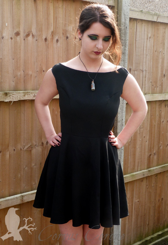 corvuscoronefashion-photography:  haus-of-grotesque:  Black jersey summer dresses,