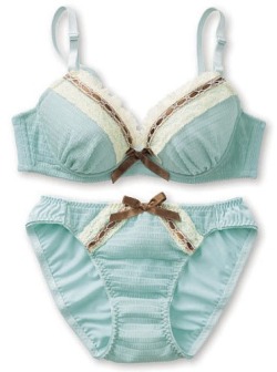 frillylacylove: ♡ cecile bra and panty