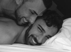 amorentremeninos:  😍 💛 🌈 👬 #instagay