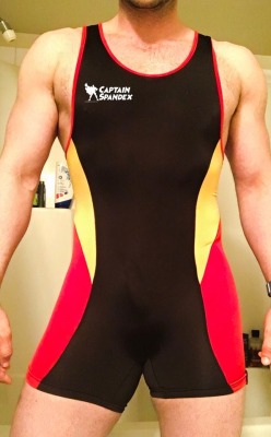 captnspandex:  New singlet from Mr S Leather