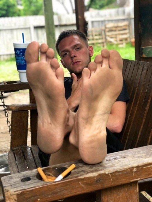 Cool, sexy, toughened dirty feet on a tough looking young lad! 