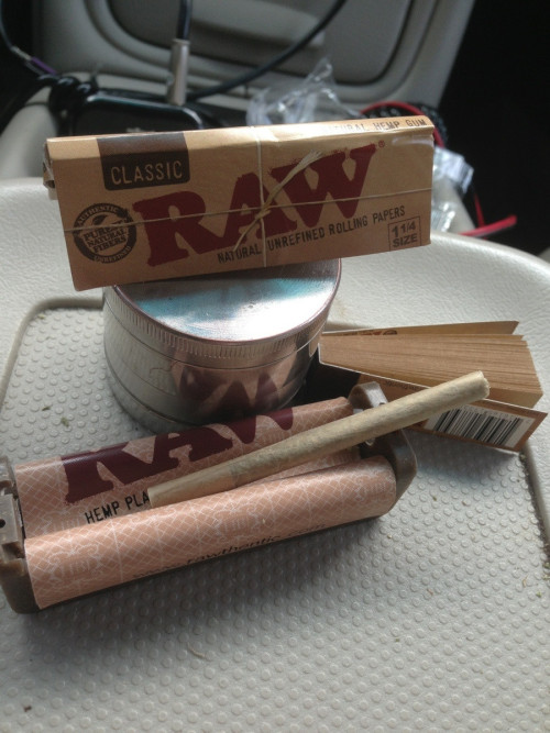 weedporndaily:  RAW should sponsor me!