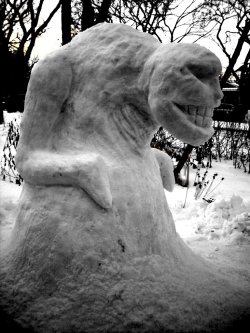 melissa-the-gerudo:  Dead Hand Snowman by