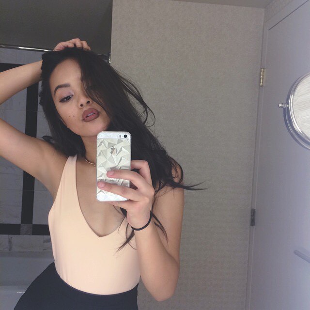 fashionistasrus:  lxsmrcl 
