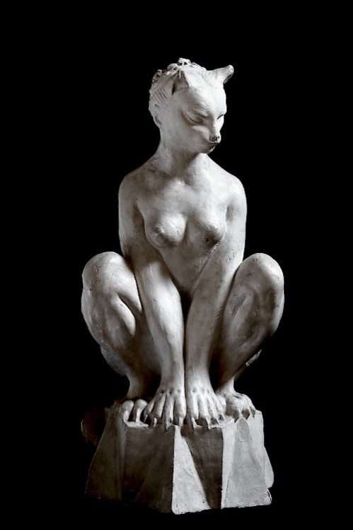 redlipstickresurrected:Konstanty Laszczka (Polish, 1865-1956, b. Makówiec Duży, Poland, d. Kraków, Poland) - Królewnę Kotkę (Queen’s Cat), c. 1928, Sculpture. Aleksandra Waliszewska was granted use from Museum of Modern Art in Warsaw to show