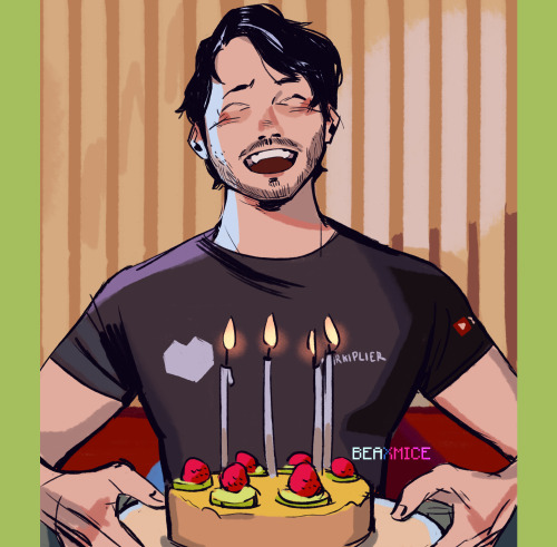 beaxmice:  happy bday, mark!! :)and AYUP