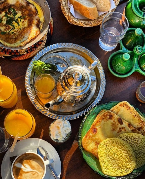 @marrakech.discover Good morning Marrakech ❤️❤️ beautiful breakfast ❤️..... @cutbyneda ....... @m