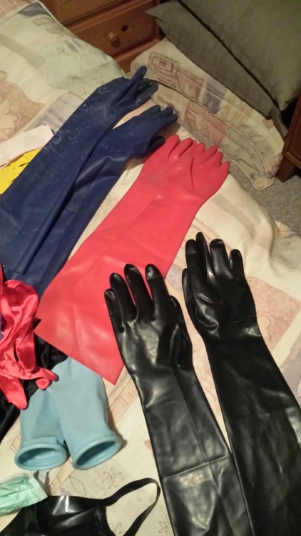 rubberglovesrule:  justglovely:  For all of those that have asked, here’s a bit of my glove collection. Over the years I’ve amassed quite a few… Honestly, this is about 40% of it.  I’ll be able to post some more of my collection later. It’s