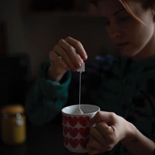 Promotional Pictures Of Hayley’s Bloom And Alibi Tea Blend. 