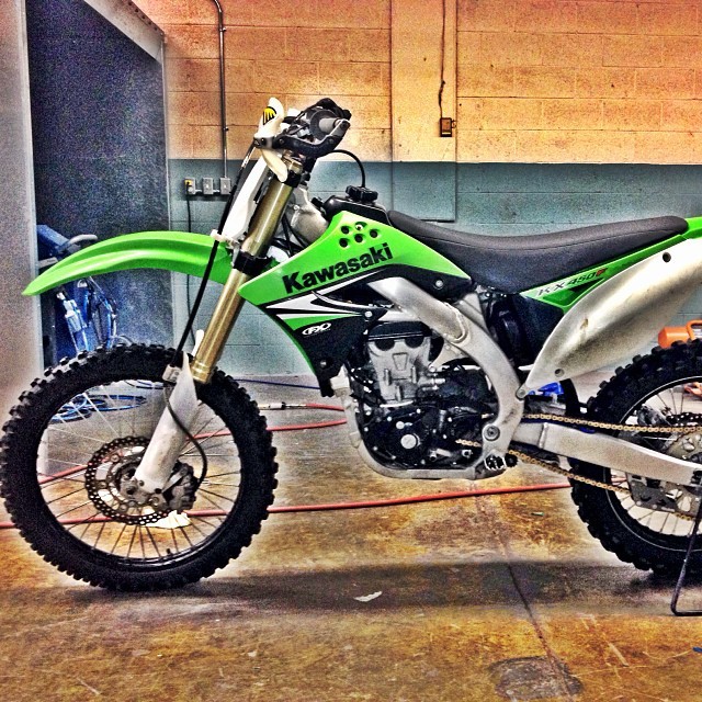 Time to black this big boy out ! #kawasaki #kawiordie #KX450 #motocross #bikelife