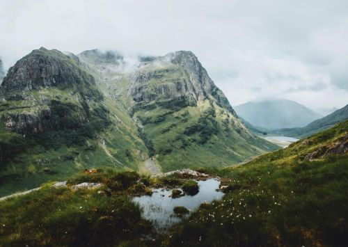 delta-breezes: Daniel Casson 