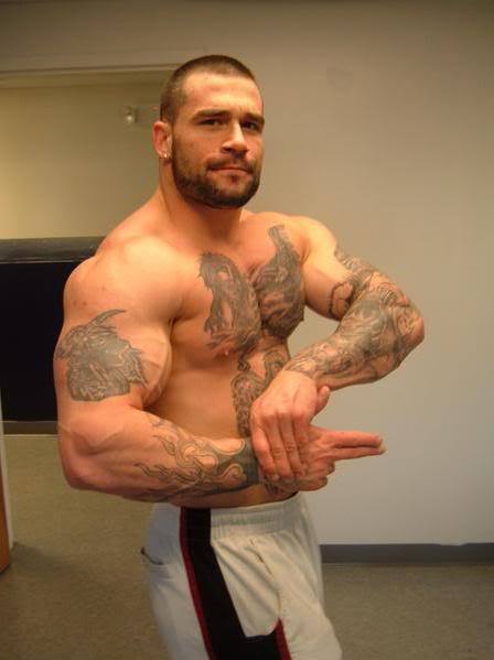 dante-dfw:  fuckyeahdaddies:  Loads of Daddies at Fuck Yeah Daddies.Click Here to