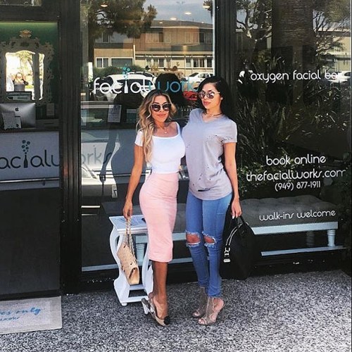 🍃Thank you @facialworks for the amazing Oxygen Facial!! Make sure to book your appointment & use Code “OLGA10” to get 10% off your First visit, prices start at 50dlls and they treat you like a princess🍾👌🏼 location #newportbeach