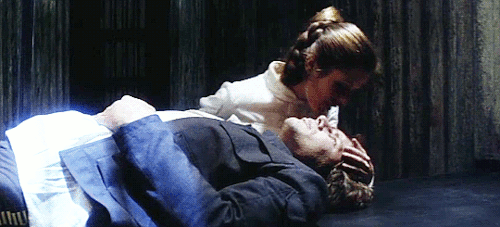 jedi-sith-scoundrel:      I love you.                                                         I know. 