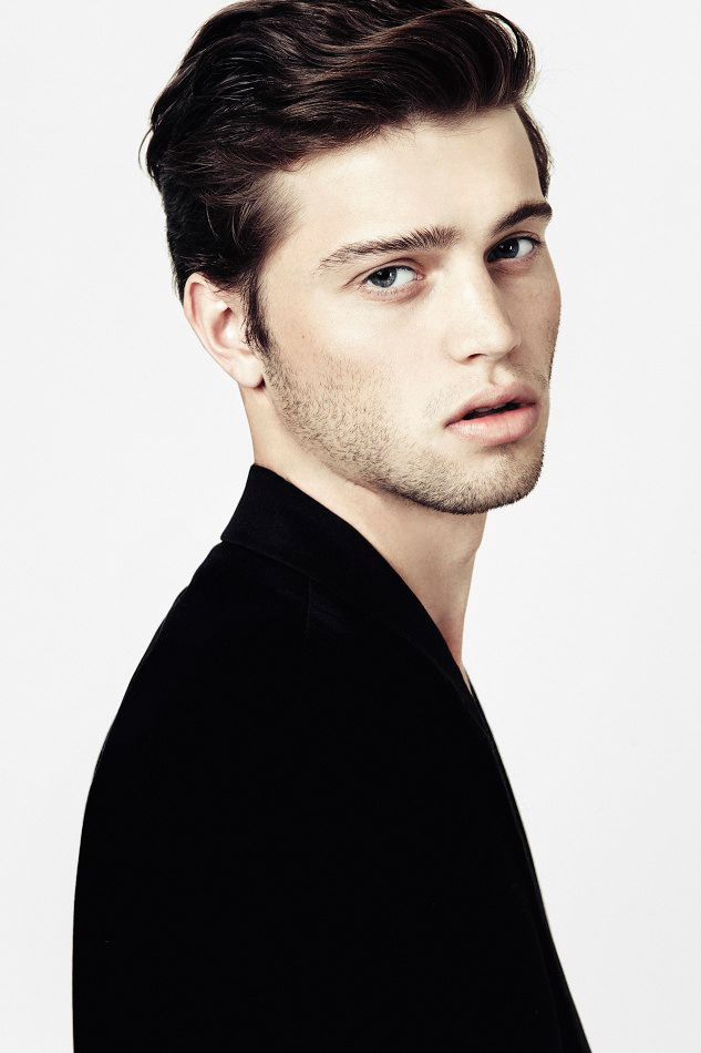 strangeforeignbeauty:  Warren Lamb @ Elite Toronto [ male models | popular | facebook