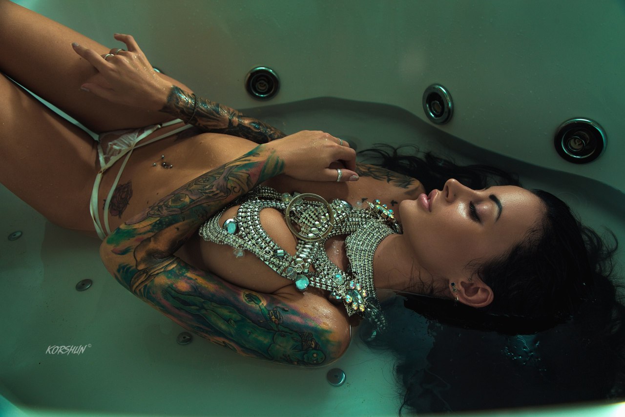 tattoos-and-models:  Any Sakharova
