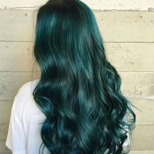 I’m obesessed with Dark Emerald hair color!