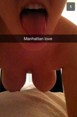 snapnudesforsext:  Find her snapchat username here:  | http://bit.ly/1RCnvZB