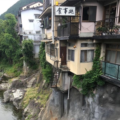 通り
