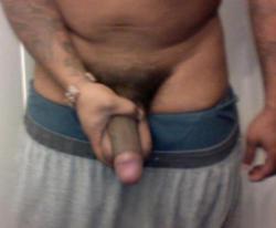 bigthickchubbydick:  Reblogging photo-set compilation of thick black men!