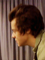  Harry + hugs  