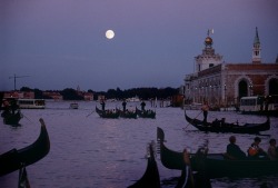 Ouilavie:  Pg. Italy. Venice. 1996. The Gran Canal With View Of The Church Santa