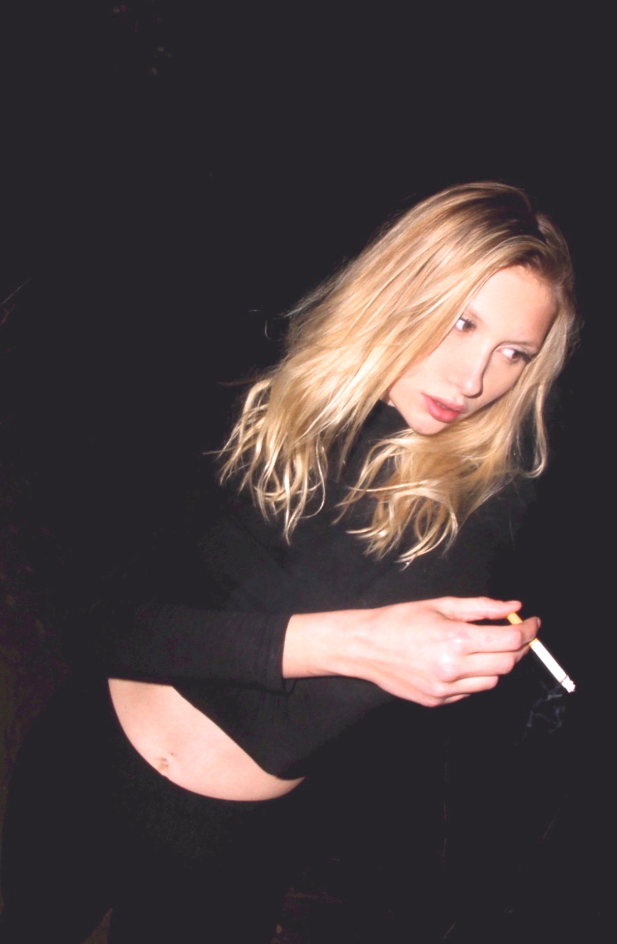 photographyofdavidhanjani:  Beauty And The Cigarette With Mary Rosenberger. Photos