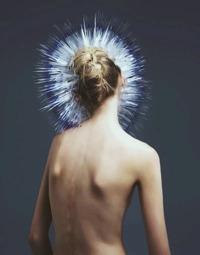 vaspour:  Viktor &amp; Rolf Haute Couture  Photographed by Pierre Debusschere