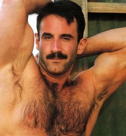 Follow my two hairy men blogs:http://sambrcln.tumblr.comhttp://hairysex.tumblr.com