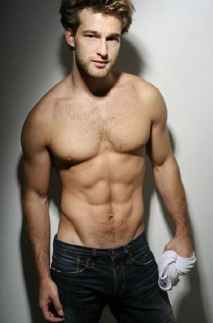 anotherhot:  Hot Model: Ellis McCreadie http://fuckfunamous.blogspot.com.ar/2014/04/hot-model-ellis-mccreadie.html
