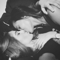 sexlovekissing.tumblr.com post 186117790844