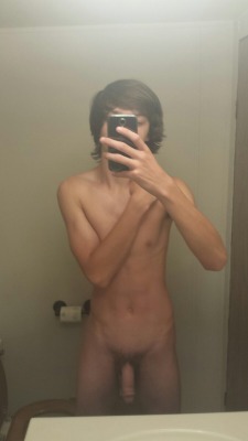 fucking-rekt:  Danny (19 years old)  If you want to see more straight men exposed, follow my blog!  Daddy had him circumcised tight